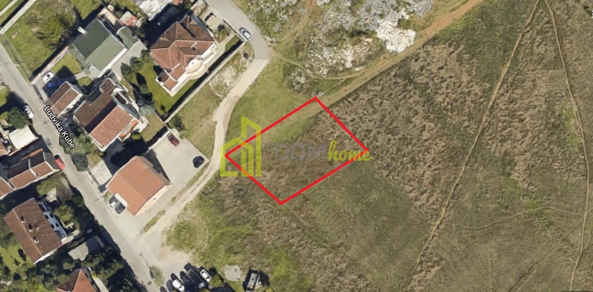 Plac 632m2, Zagorič